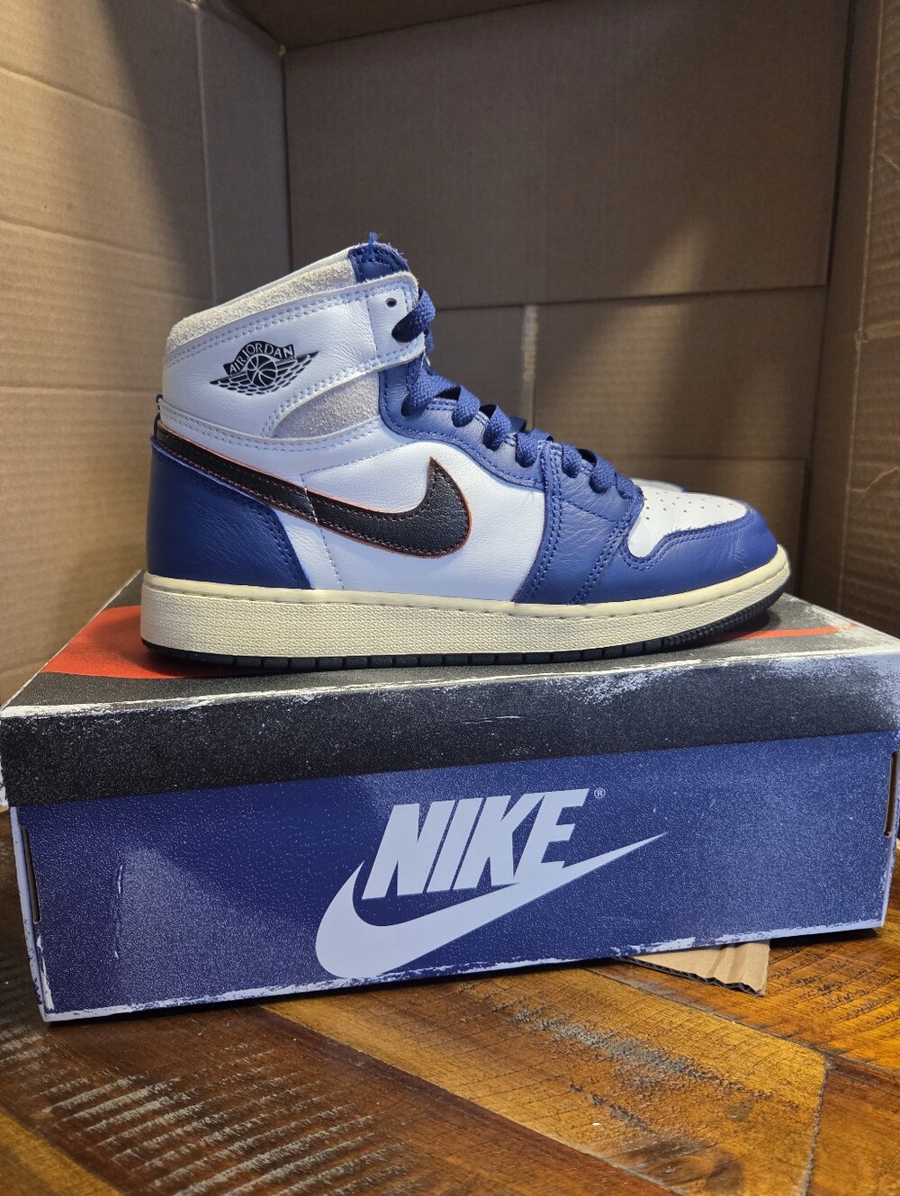 Nike Air Jordan 1 High - White & Navy with Black Swoosh